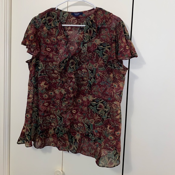 🍂CHAPS Ruffled Hidden Button Down Top🍂 - Picture 1 of 6